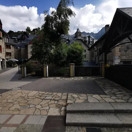 Centrico, Destino Apartman *